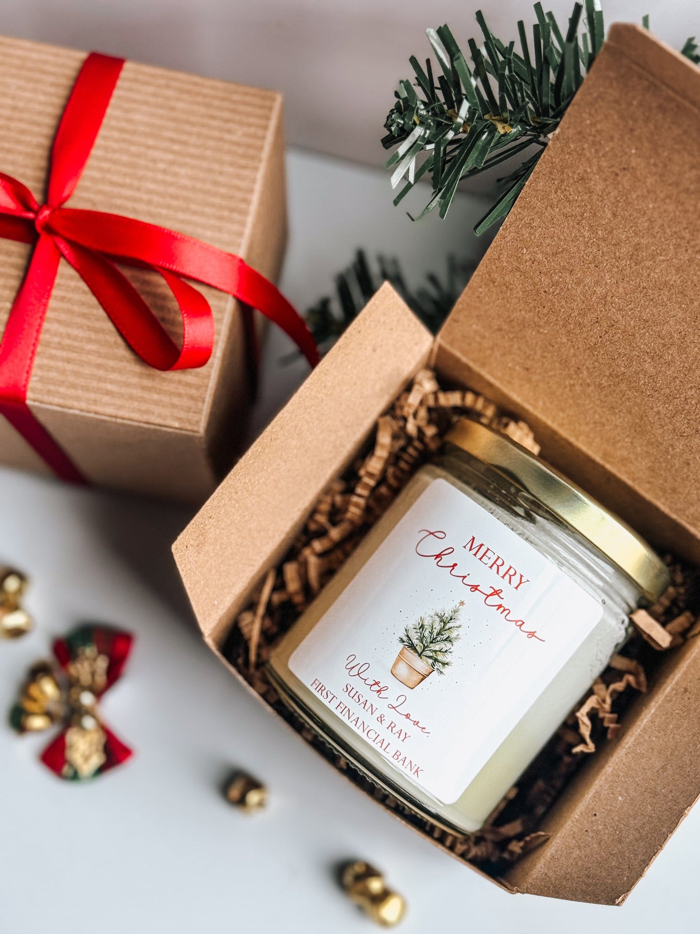 Personalized Merry Christmas Candle | Holiday Soy Candle | Christmas Tree Scented Candle | Christmas Table Decor | Stocking Stuffer Thegiftgalashop